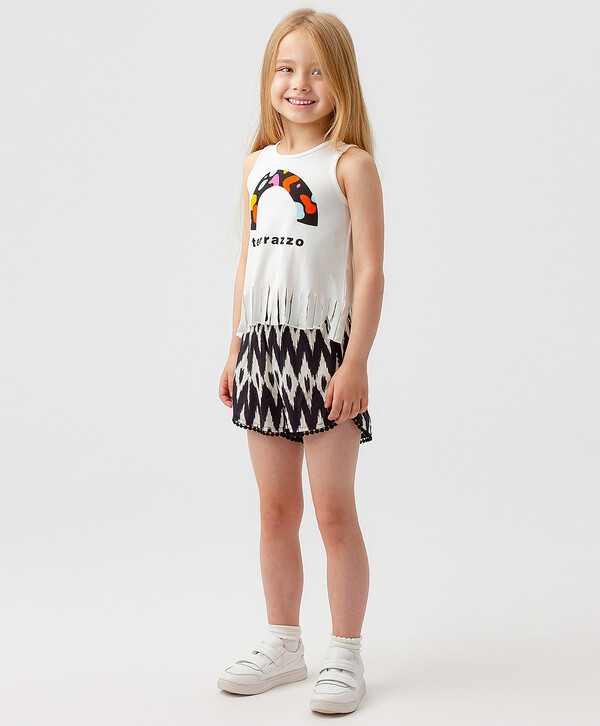 800 р.  1000 р.  Шорты черно-белые Button Blue