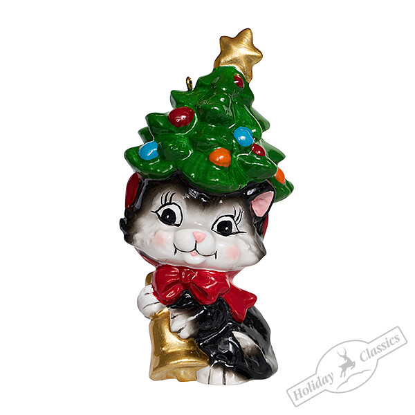 Кошка в карнавальной шапке