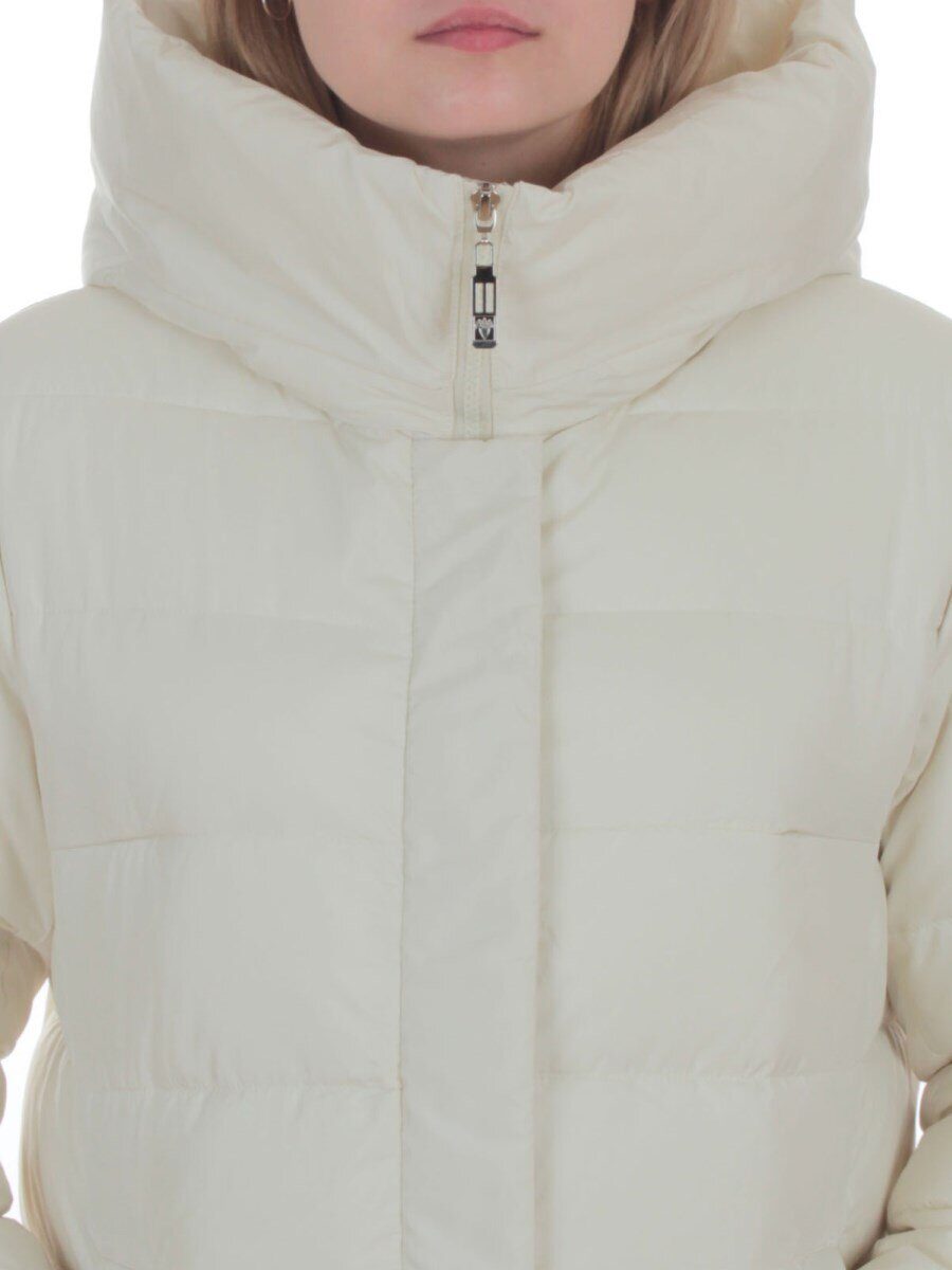 2037 MILK Пальто зимнее женское (200 гр. холлофайбер)