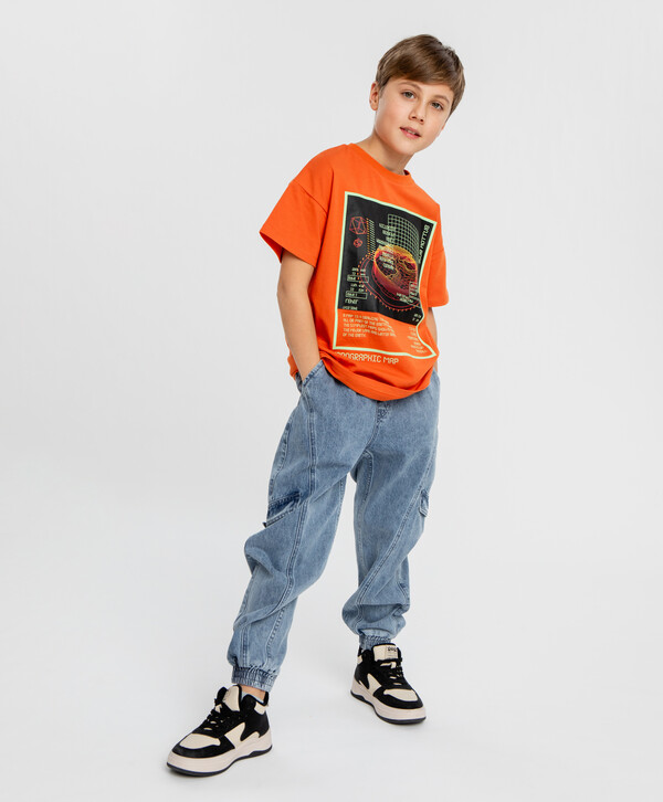 1840 р.  2300 р.  Джинсовые джоггеры голубые для мальчика Button Blue