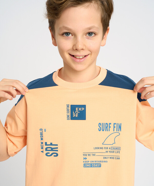 840 р.  1200 р.  Футболка с коротким рукавом для мальчика оверсайз с принтом мультицвет Button Blue