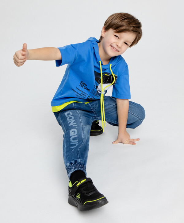 1720 р.  2150 р.  Джинсовые джоггеры с принтом синие для мальчика Button Blue