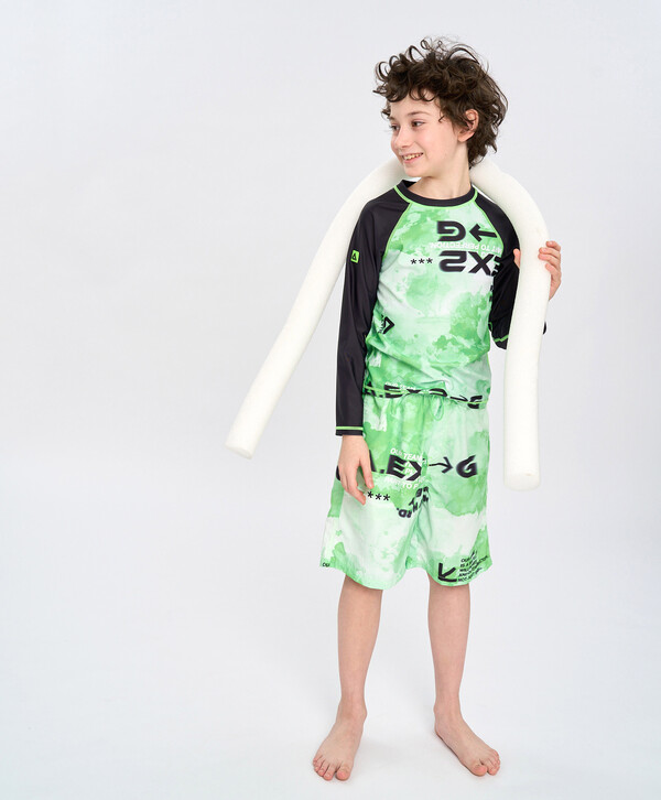 840 р.  1200 р.  Гидрофутболка с длинным рукавом и принтом детская мультицвет Button Blue