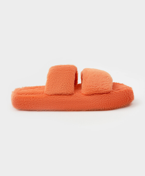 560 р.  700 р.  Тапочки домашние плюшевые оранжевые Button Blue
