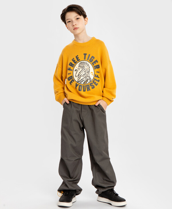 1920 р.  2400 р.  Брюки с защипами и регулировкой ширины брючин серые для мальчика Button Blue