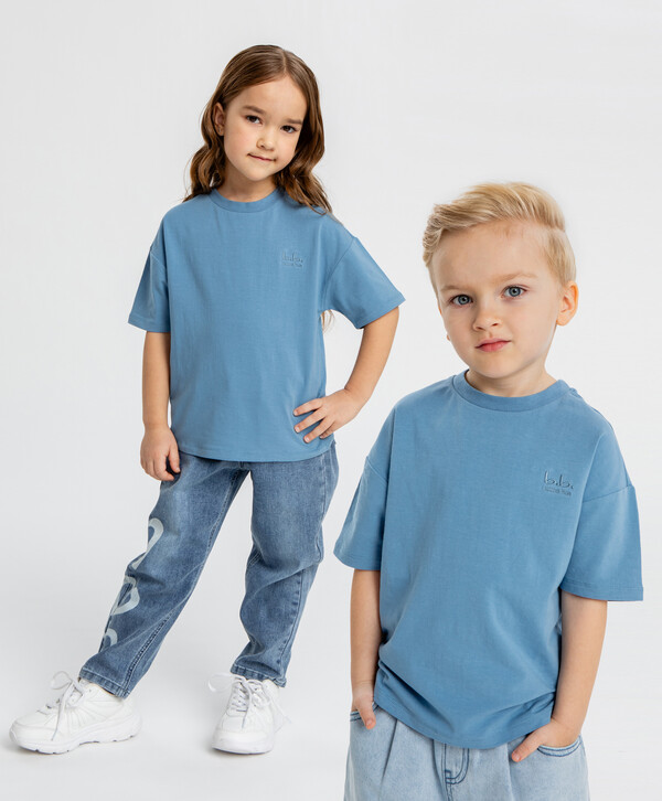 480 р.  599 р.  Футболка оверсайз голубая детская Button Blue