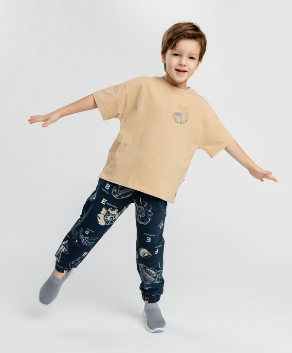 1400 р.  1750 р.  Джоггеры с принтом синие для мальчика Button Blue