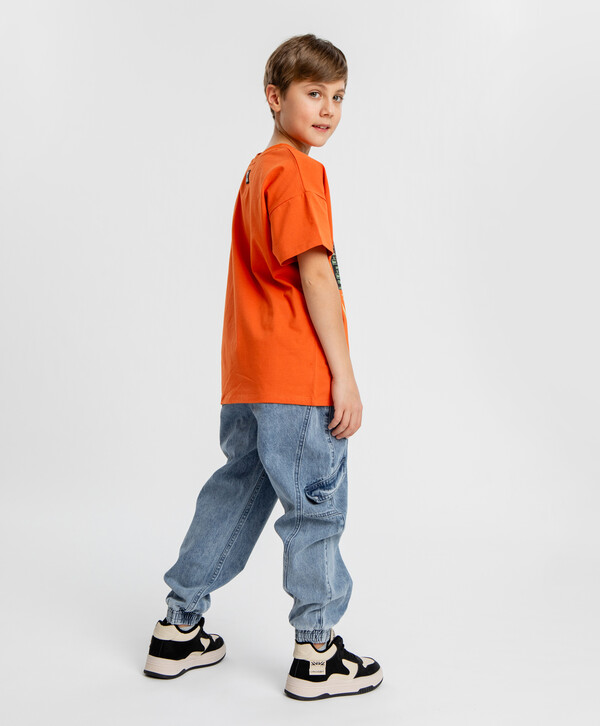 1840 р.  2300 р.  Джинсовые джоггеры голубые для мальчика Button Blue