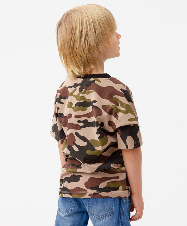 600 р.  750 р.  Футболка с коротким рукавом и ярким принтом в стиле милитари Button Blue