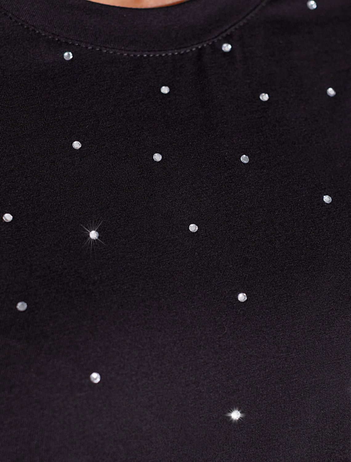 Нарядная футболка с принтом стразами из премиального хлопка с эластаном D49.124 черный_стразы