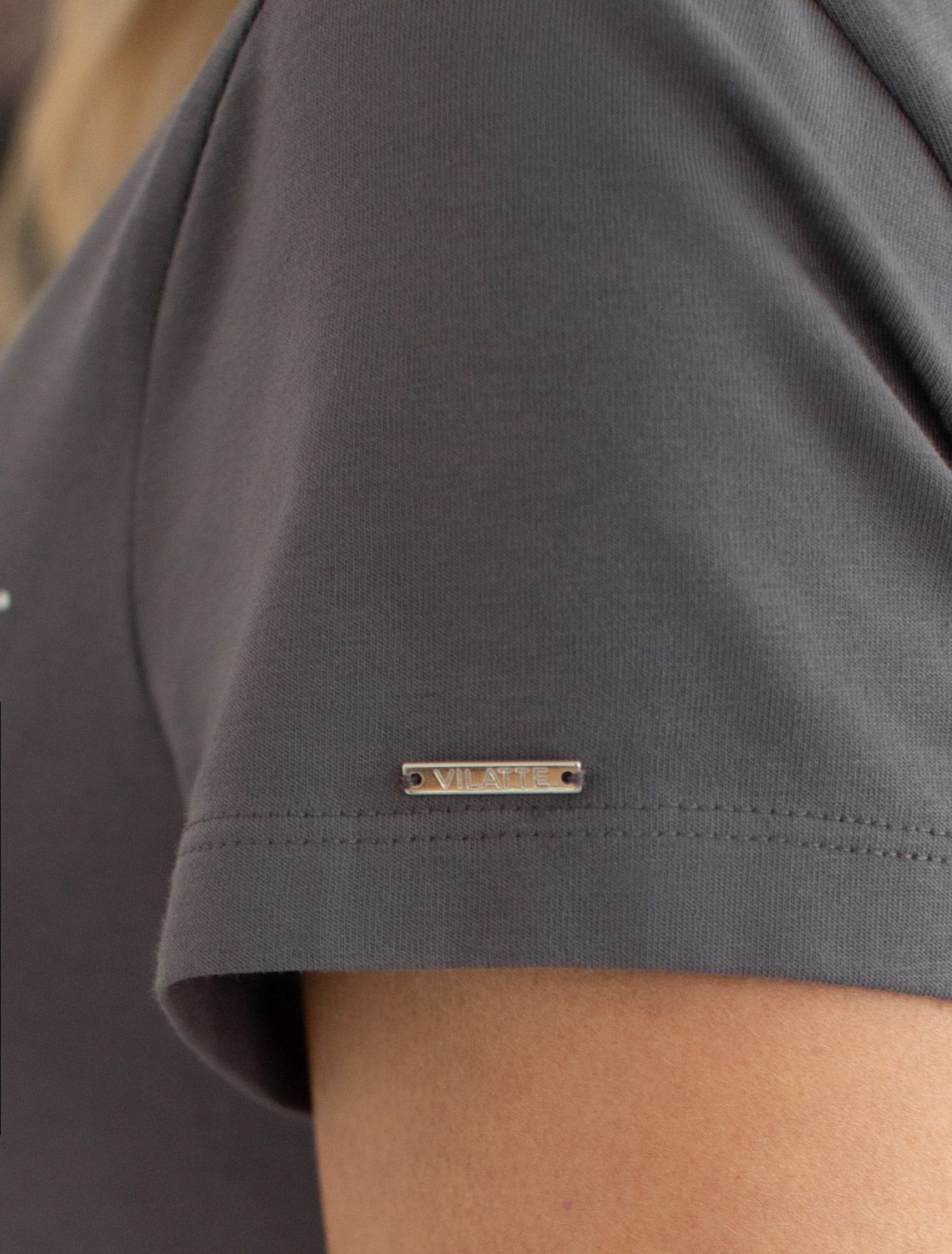 Нарядная футболка с принтом из премиального хлопка с эластаном D49.123 т.серый_дождь