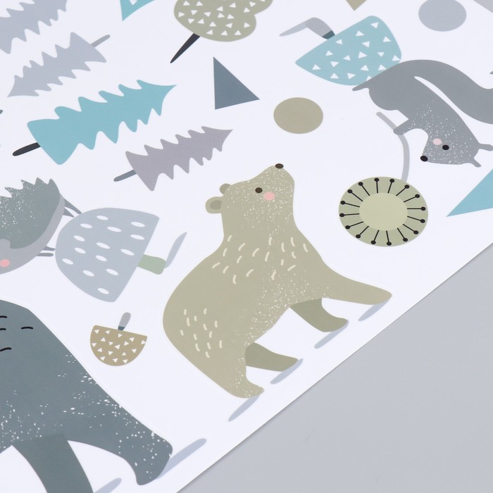 Наклейка интерьерная цветная «Лесные жители», пластик, 50×70 см