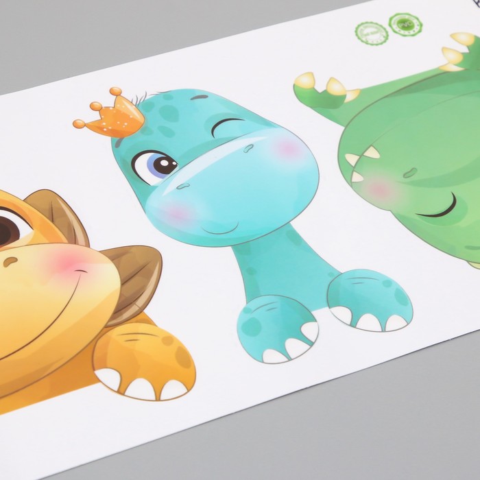Наклейка интерьерная цветная «Малыши-динозавры», пластик, 16.5×46 см