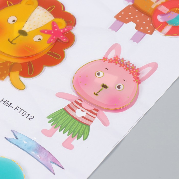 Наклейка интерьерная многослойная «Зверята на море», пластик, 50×35 см