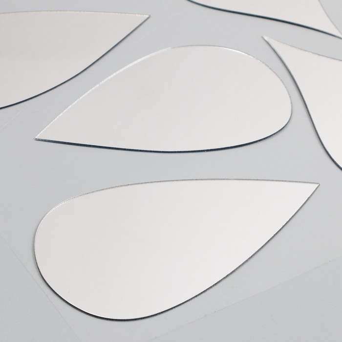 Наклейка интерьерная зеркальная «Капельки», 38×31 см