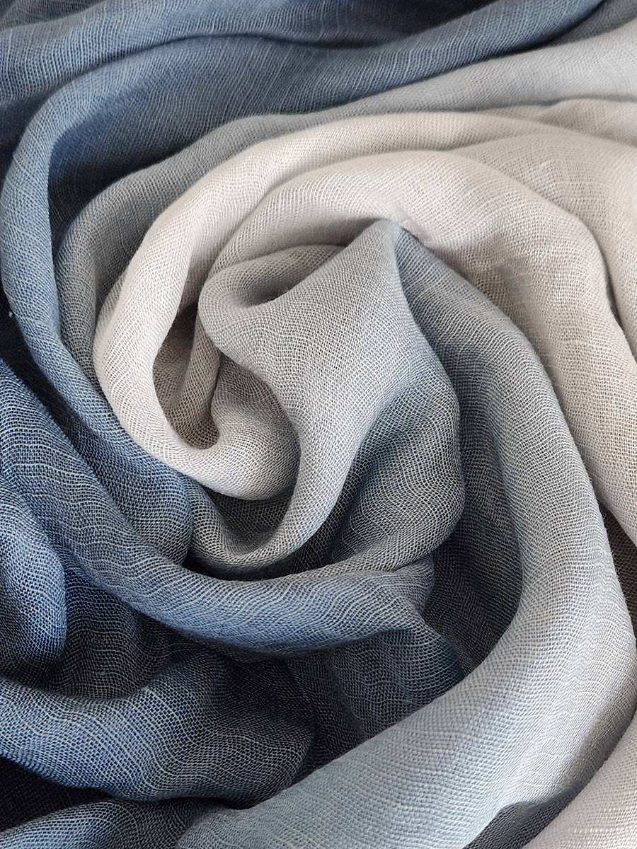 Палантин ”Лён Мотив” (голубой) LEN-02