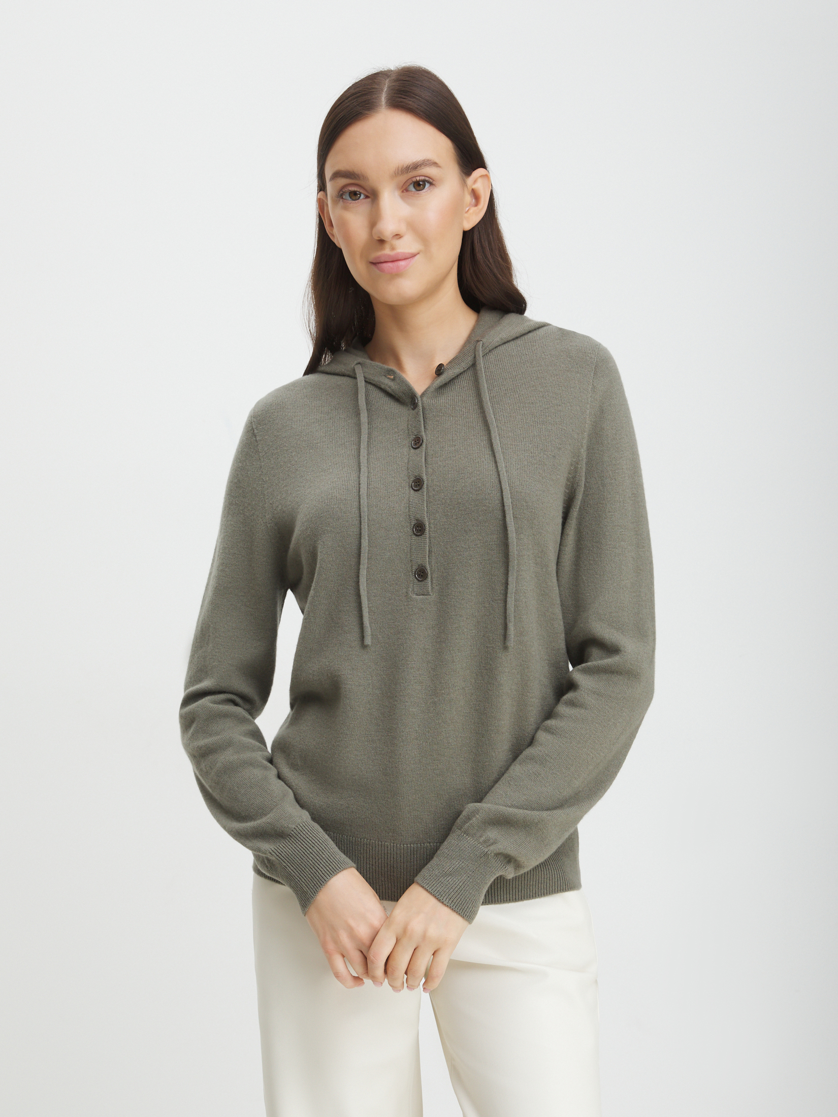 3036 р.  7060 р.  Женский бесшовный джемпер MAISON DAVID