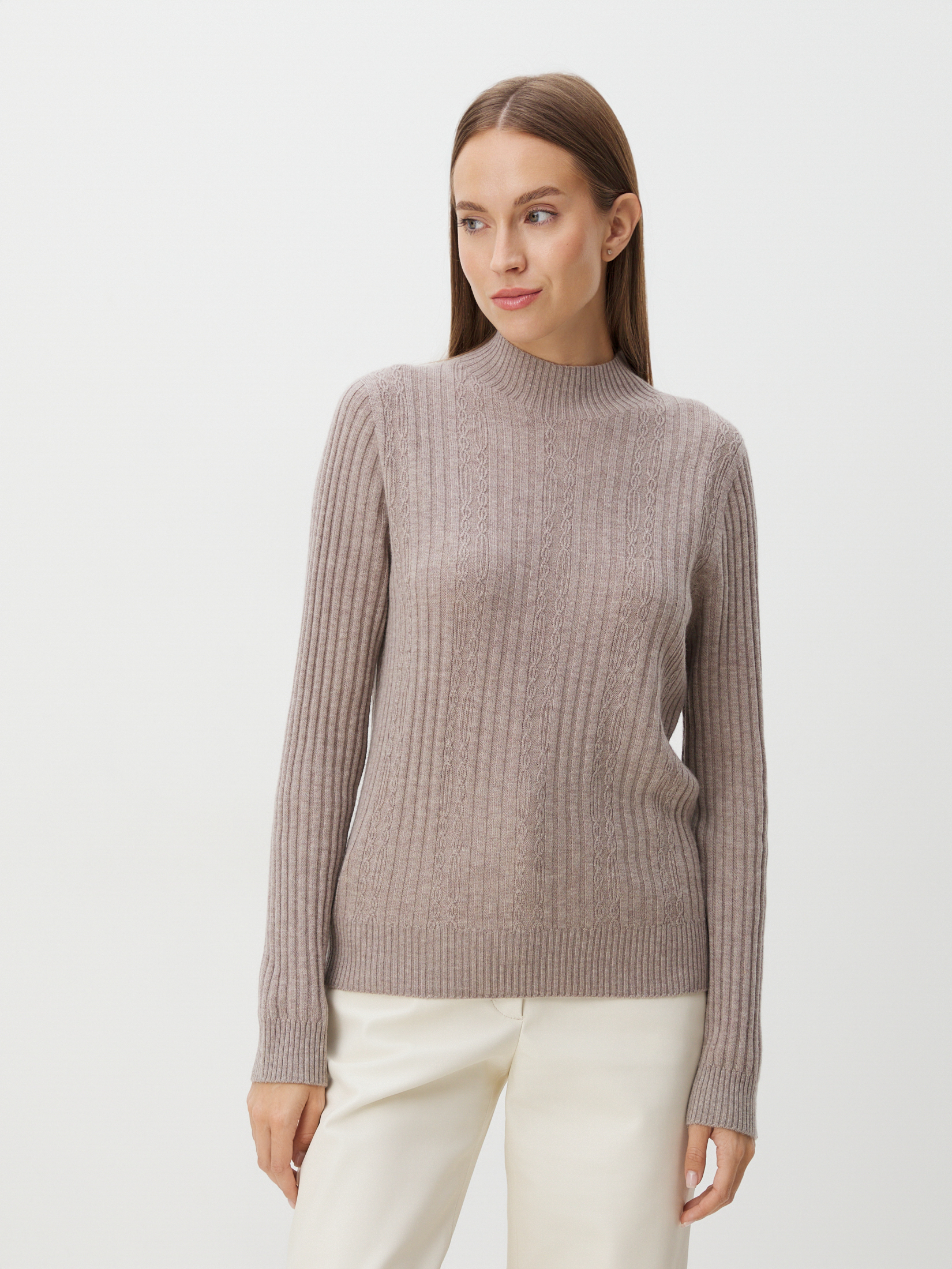 2585 р.  6010 р.  Женский бесшовный джемпер MAISON DAVID