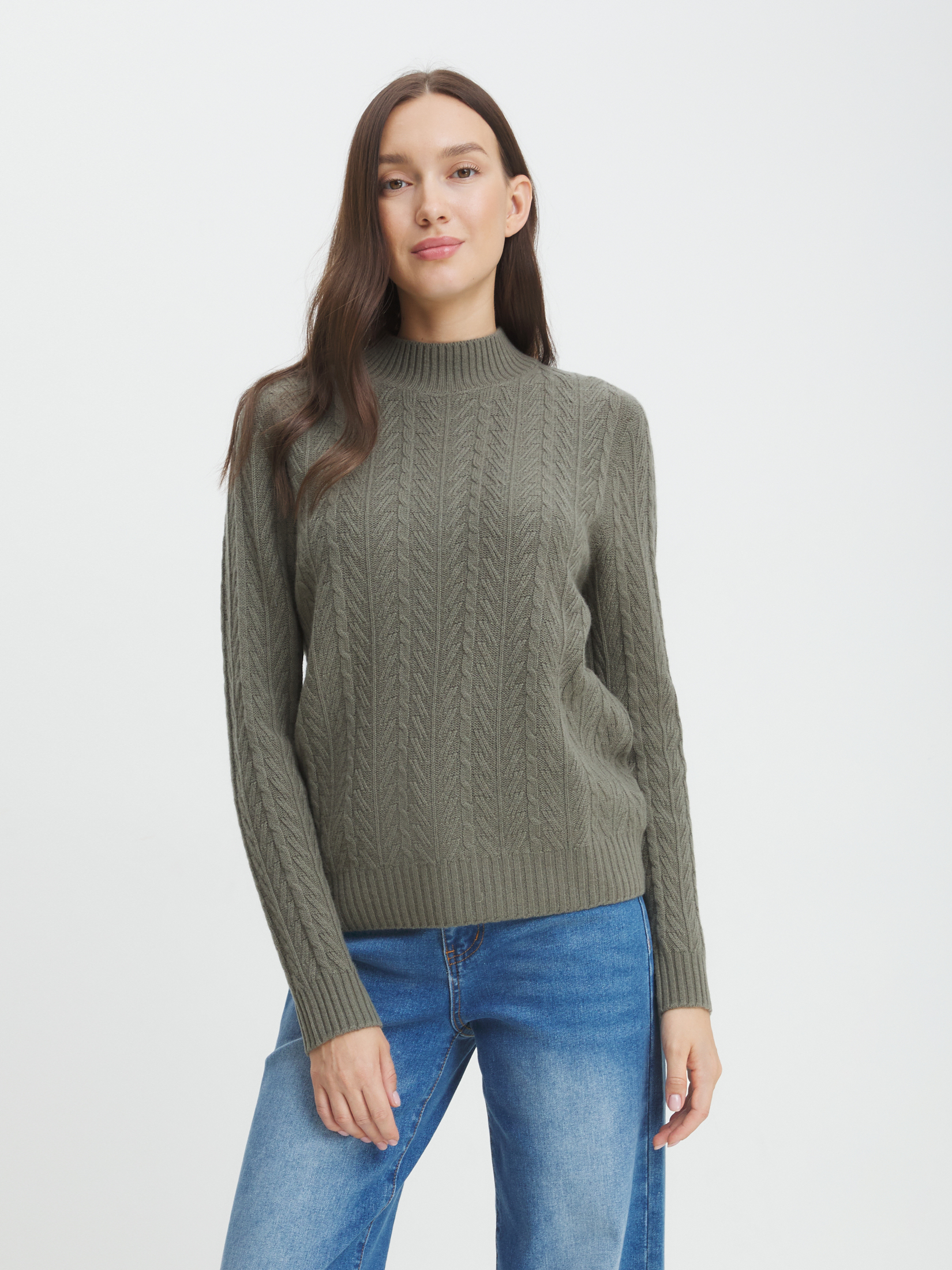 2864 р.  6660 р.  Женский свитер MAISON DAVID