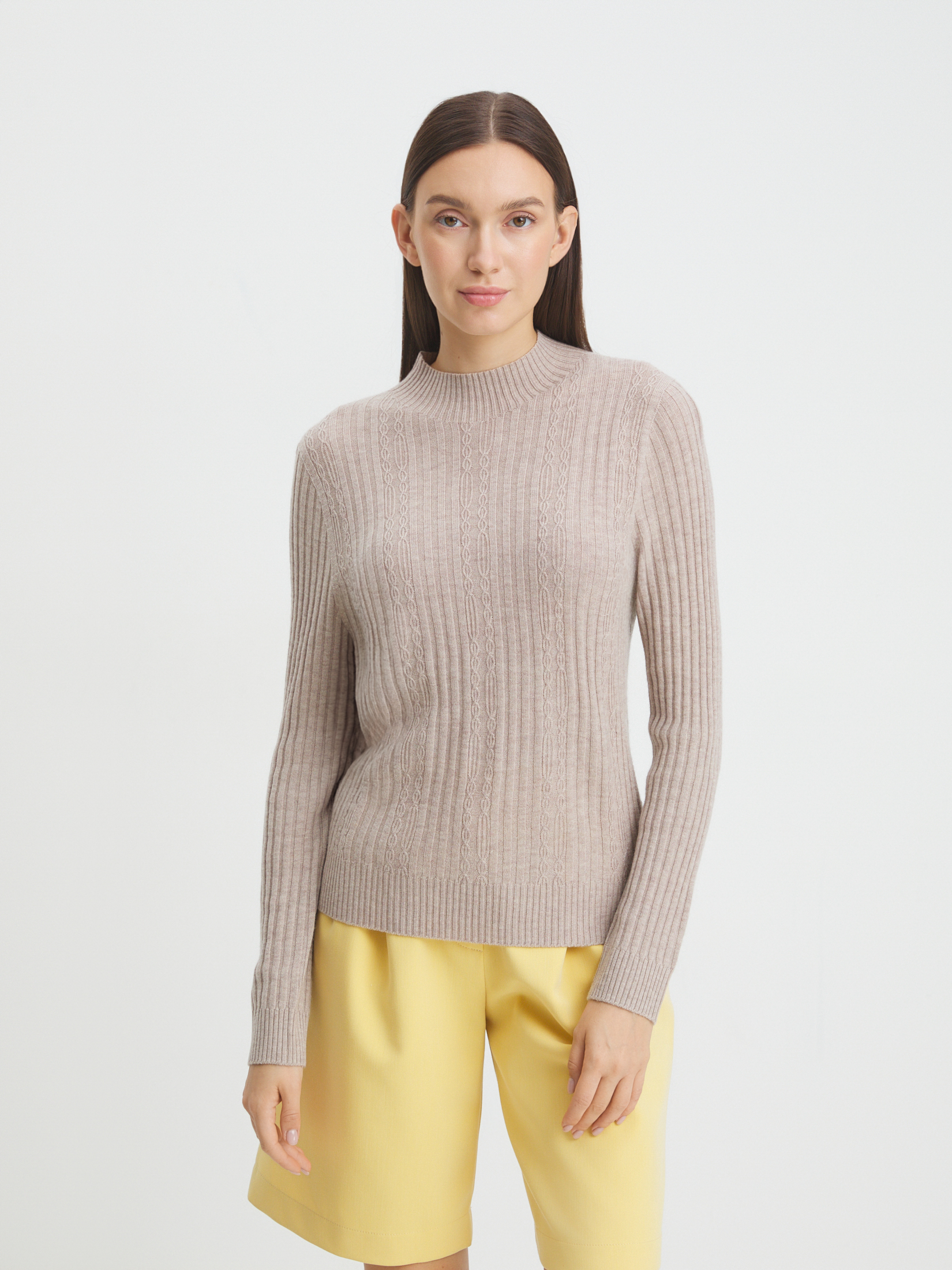 2585 р.  6010 р.  Женский бесшовный джемпер MAISON DAVID