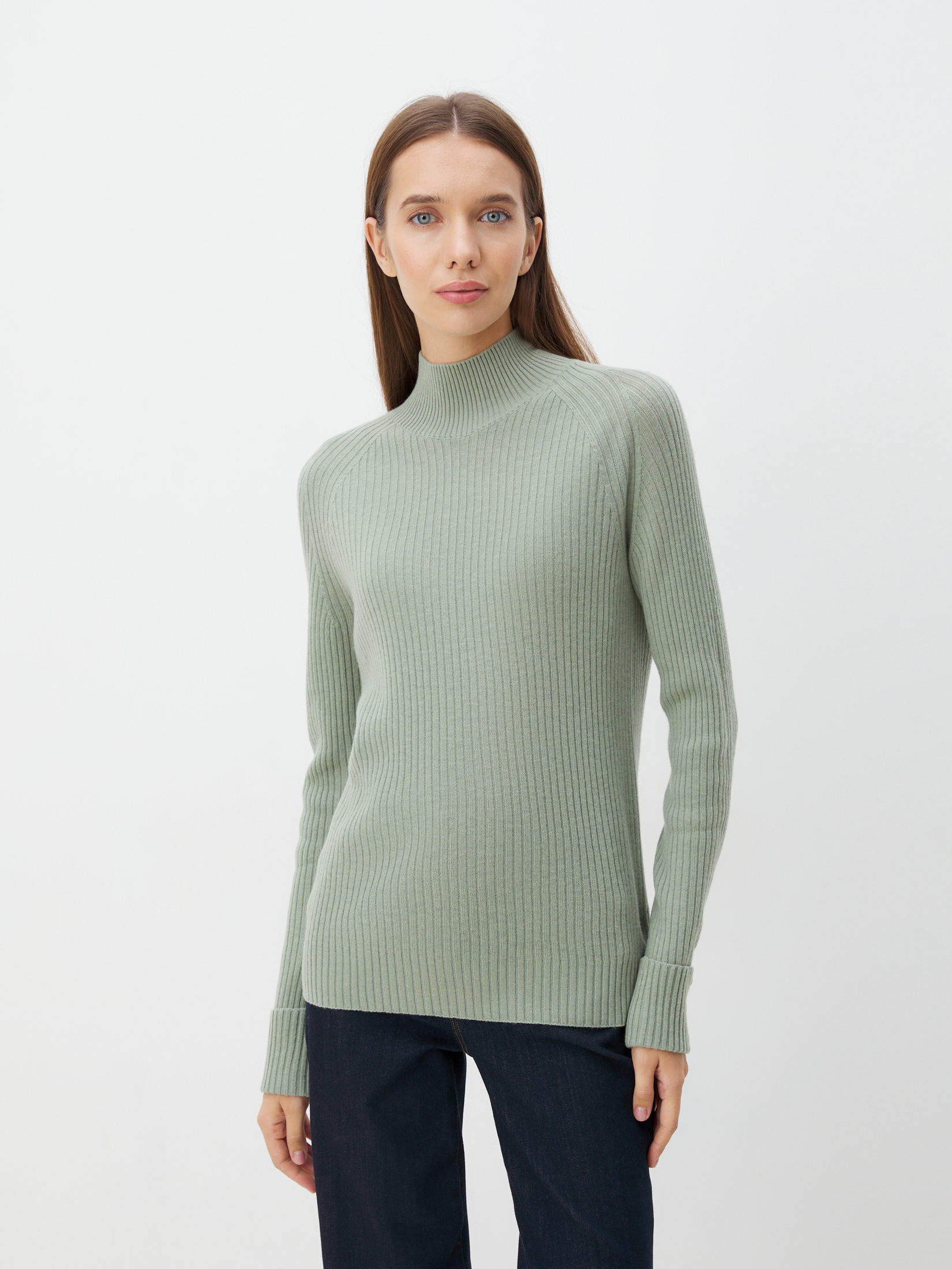 2400 р.  5580 р.  Женский свитер MAISON DAVID