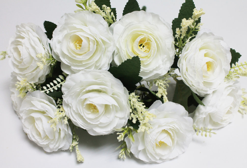 Б12026 Б/С Букет камелии с доб.9 голов