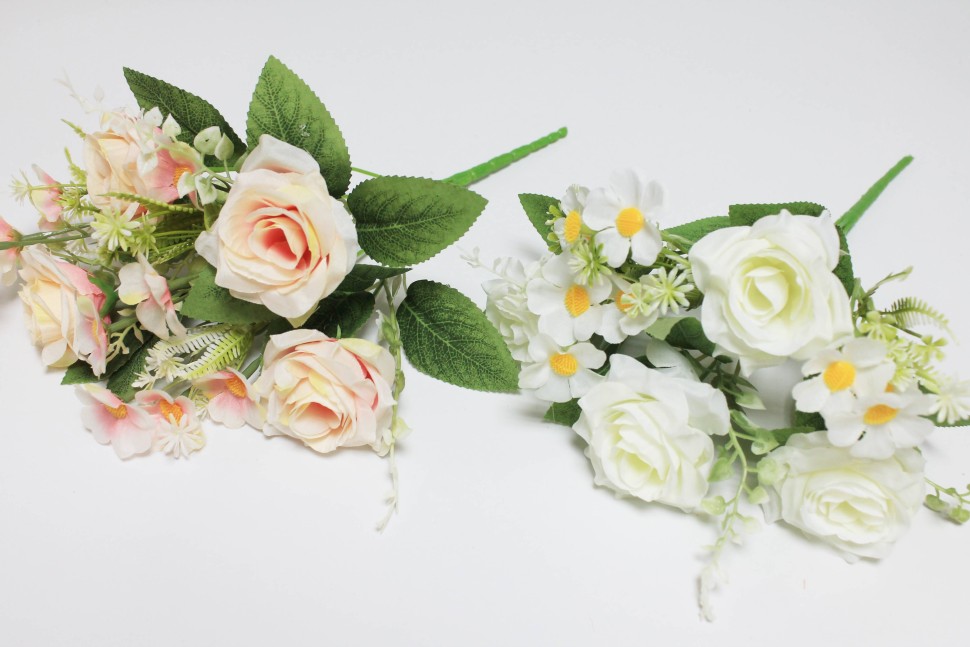 Б12067 Б/С Букет розочка 7 веток с доб.