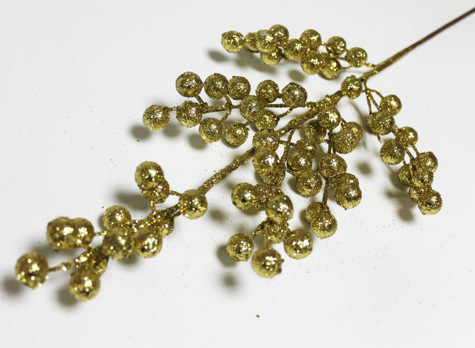 В12038 Б/С Ветка ягоды мерцающие 68см