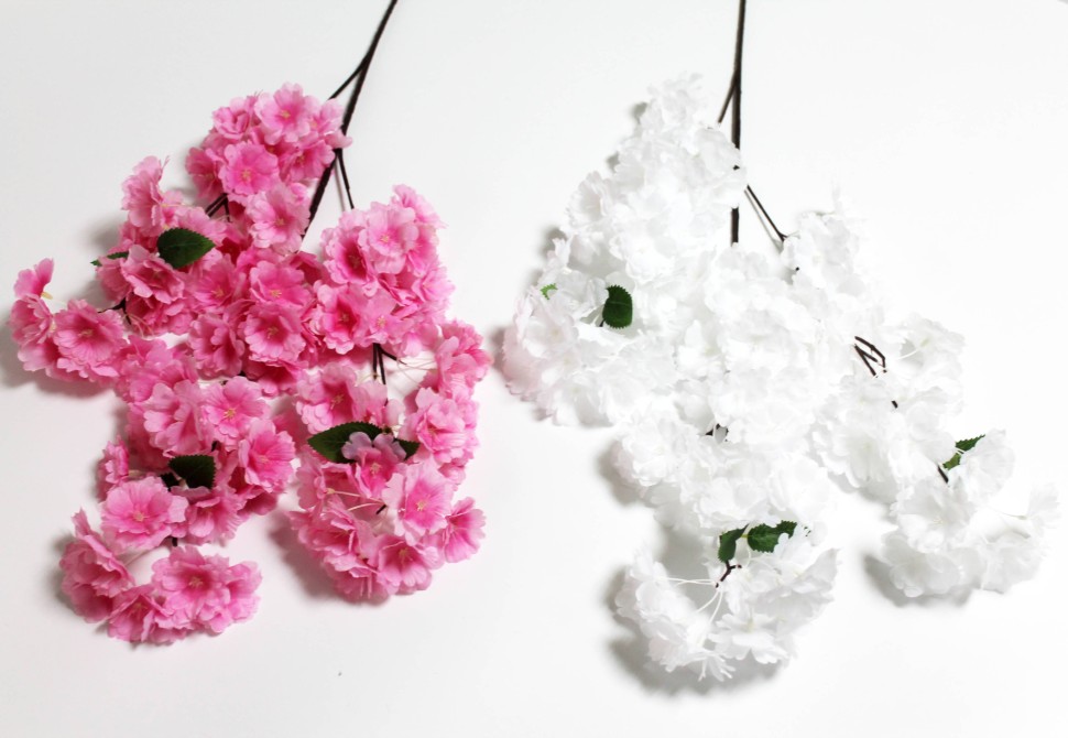 В12121 Б/С Ветка Японская вишня тройная 95см(5шт)