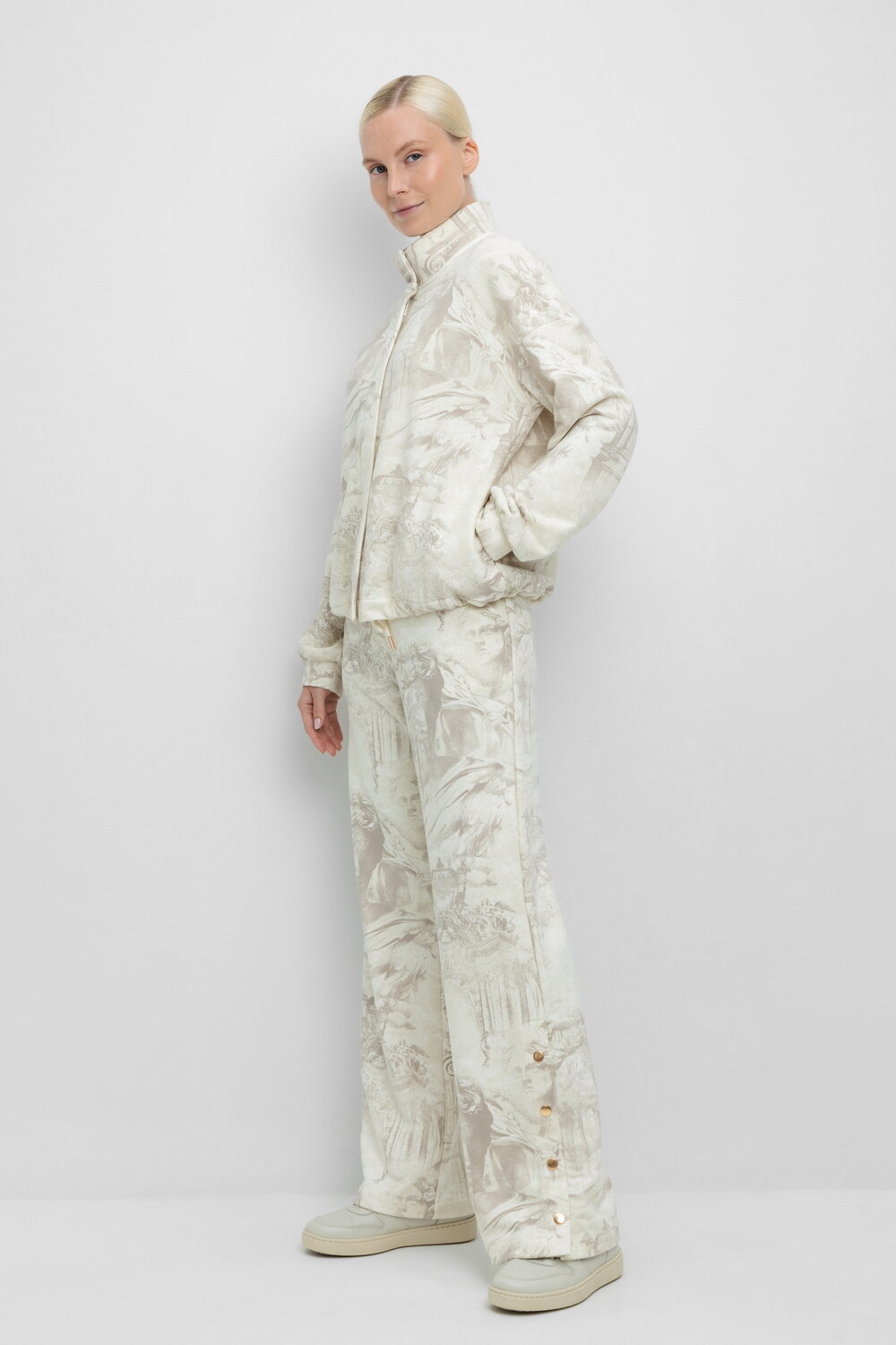 Ст.цена 3717р. VERY NEAT Жакет ЕВТ 3135 403780