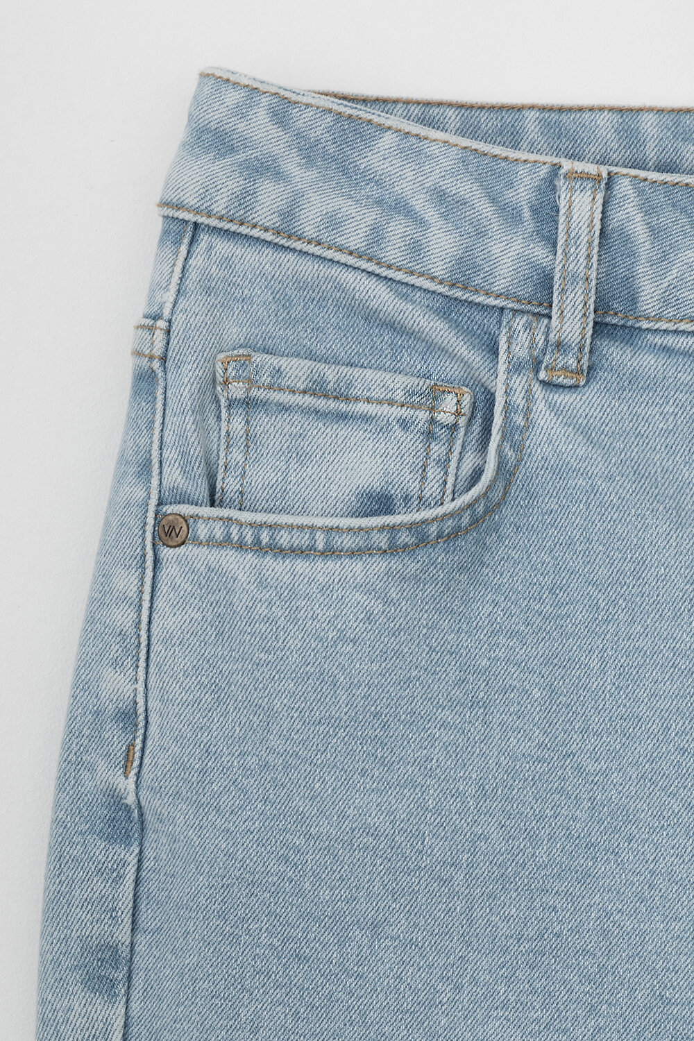 Ст.цена 3025р. VERY NEAT Джинсы ЕТ 40004/1 ВСТ 307469