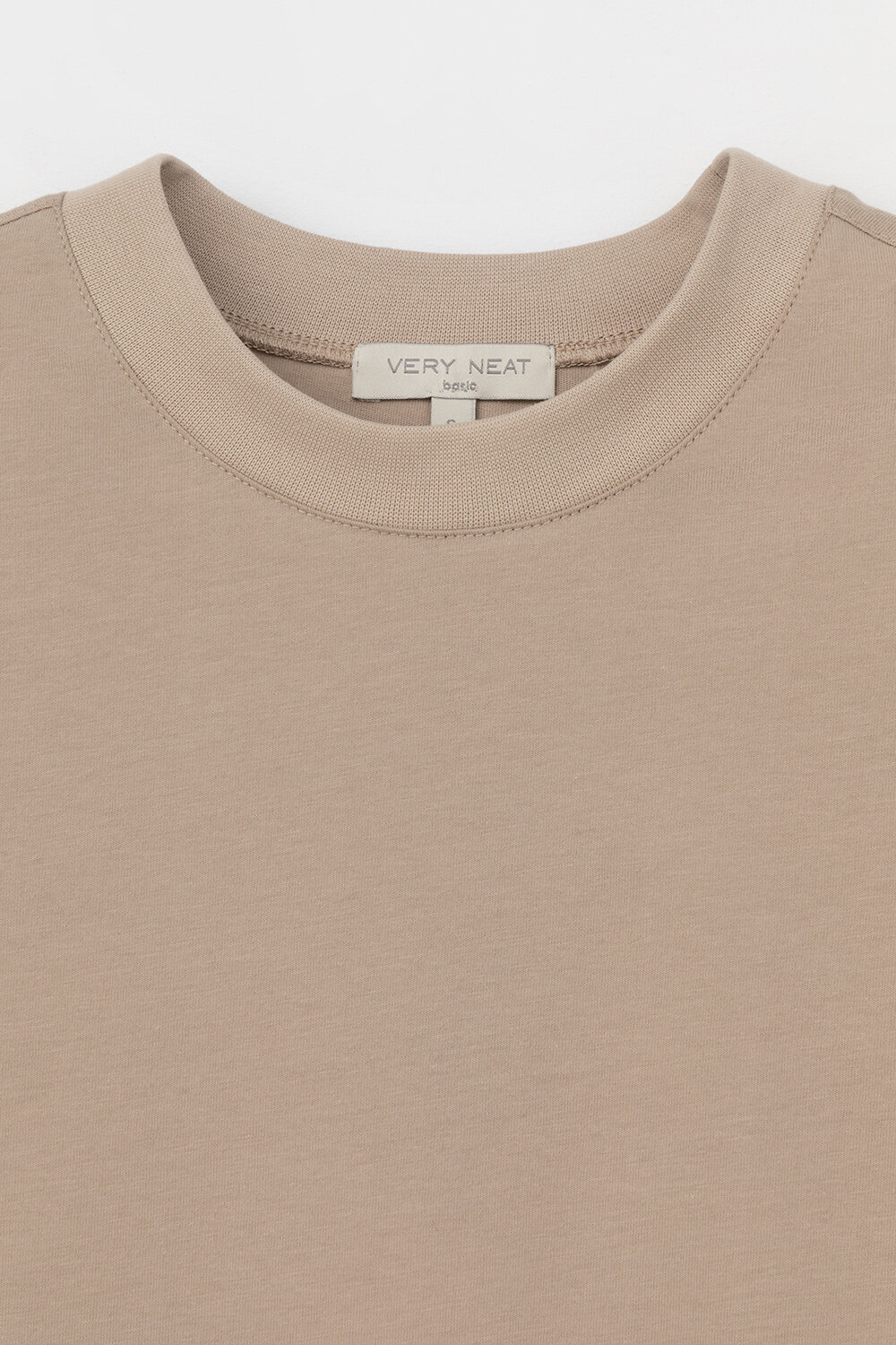 Ст.цена 1375р. VERY NEAT Фуфайка ЕВТ 3237/24 492921