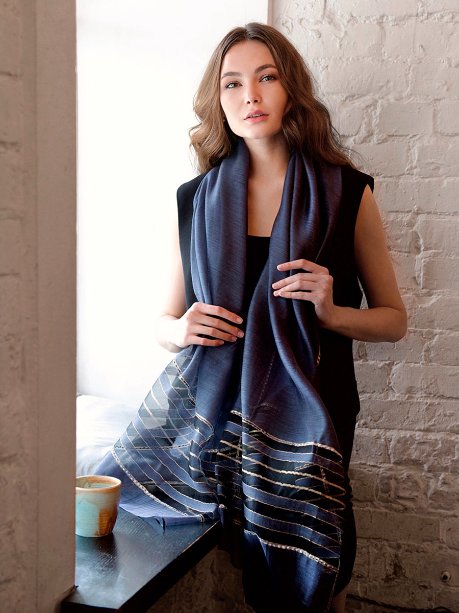 Ст.цена 873р. Уценка Палантин “Супернова индиго“ DEFLIN-04