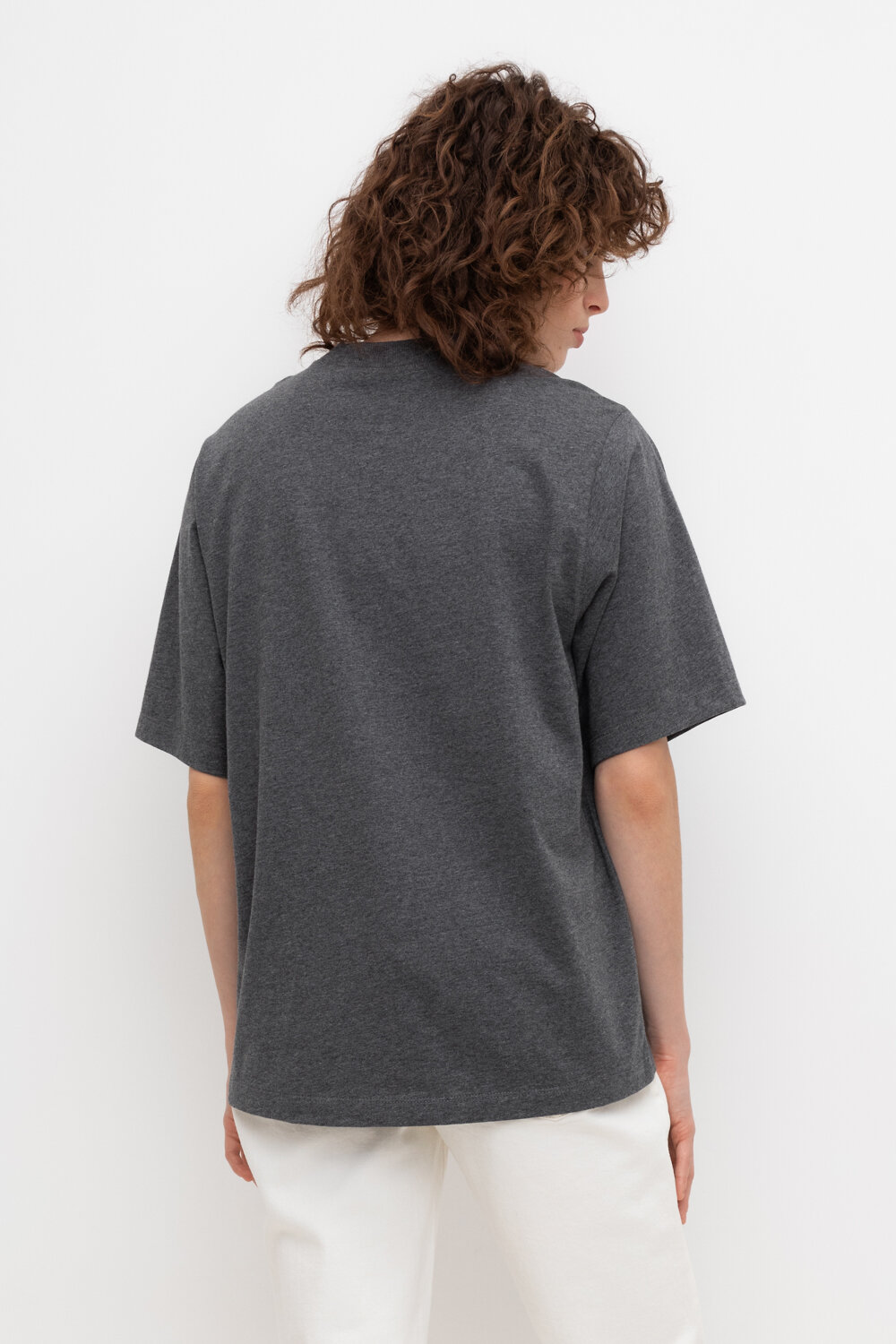 Ст.цена 1375р. VERY NEAT Фуфайка ЕВТ 3237/24 492920