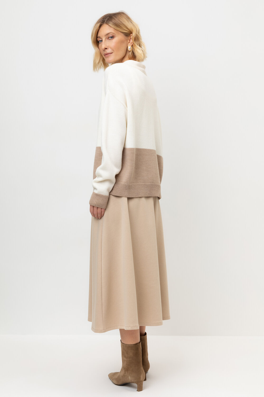 Ст.цена 3135р. VERY NEAT Юбка ЕВТ 7023 492996