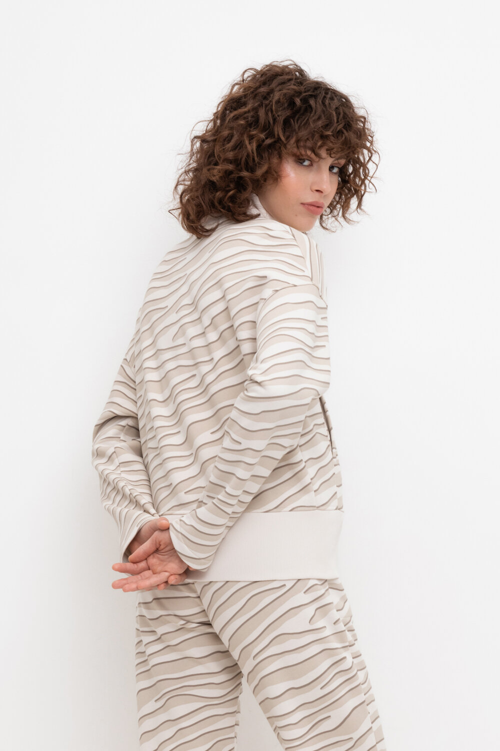 Ст.цена 3717р. VERY NEAT Жакет ЕВТ 3207 439619