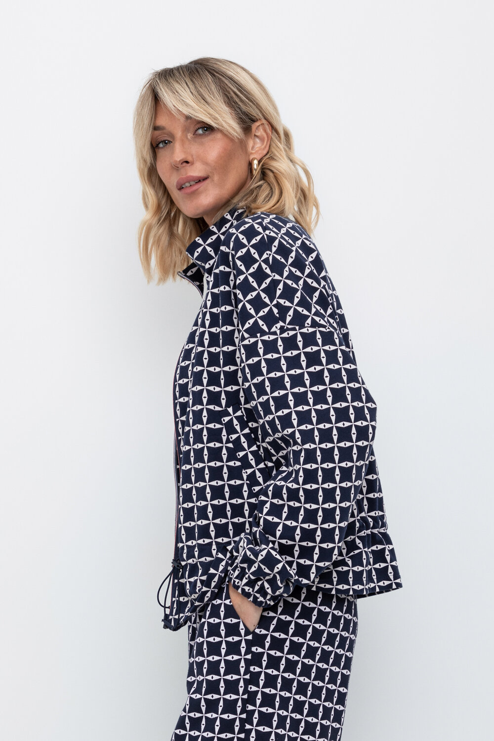 Ст.цена 3835р. VERY NEAT Жакет ЕВТ 3191 439545