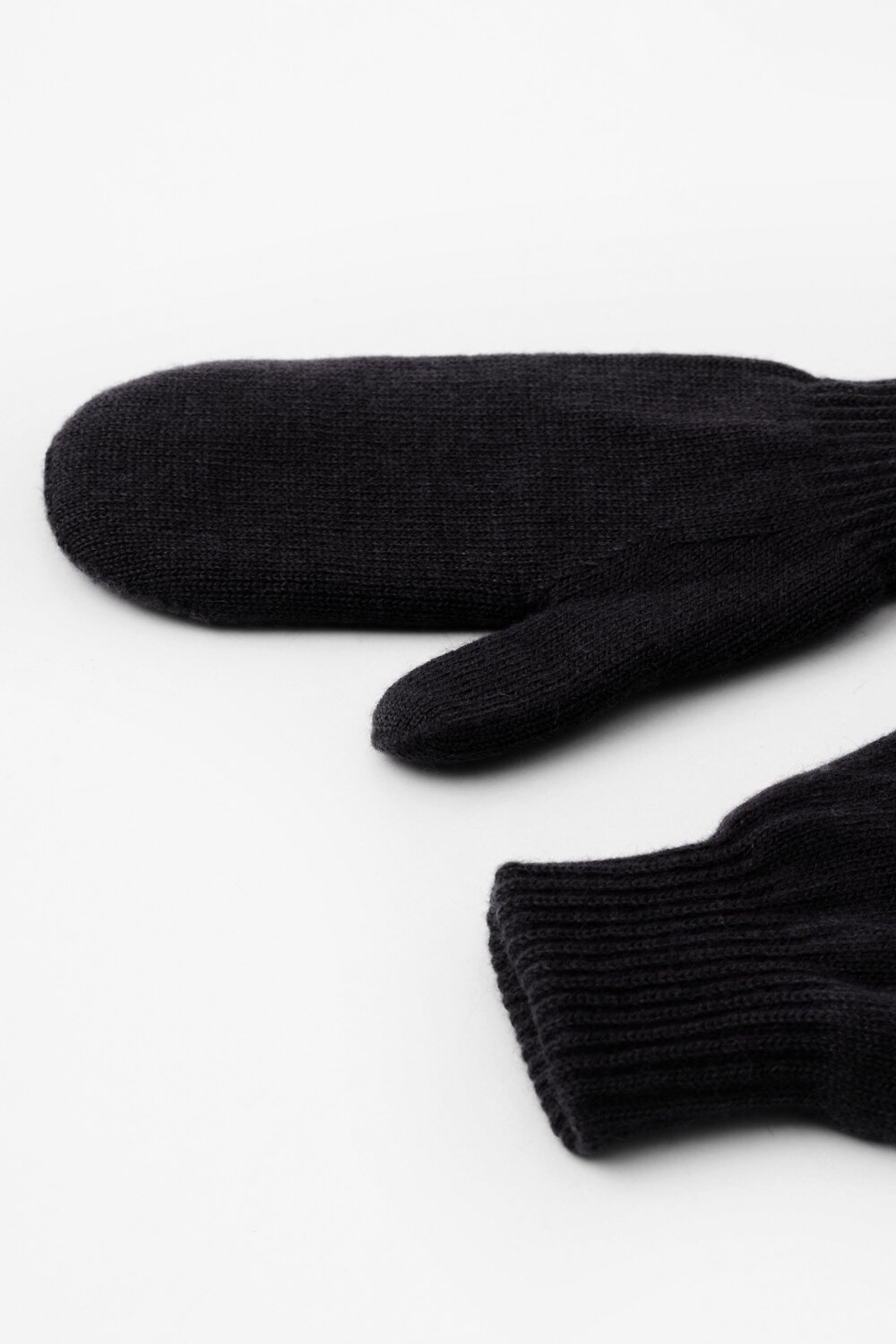 VERY NEAT Варежки ЕВ 10002/24ш 492800