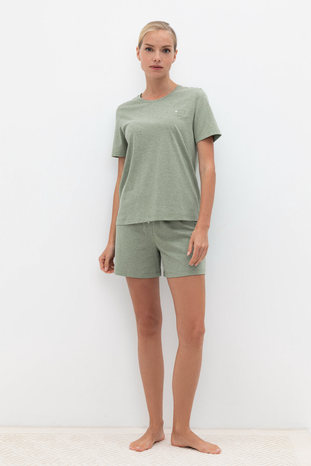 Ст.цена 839р. Trikozza Шорты Е 40038 439587