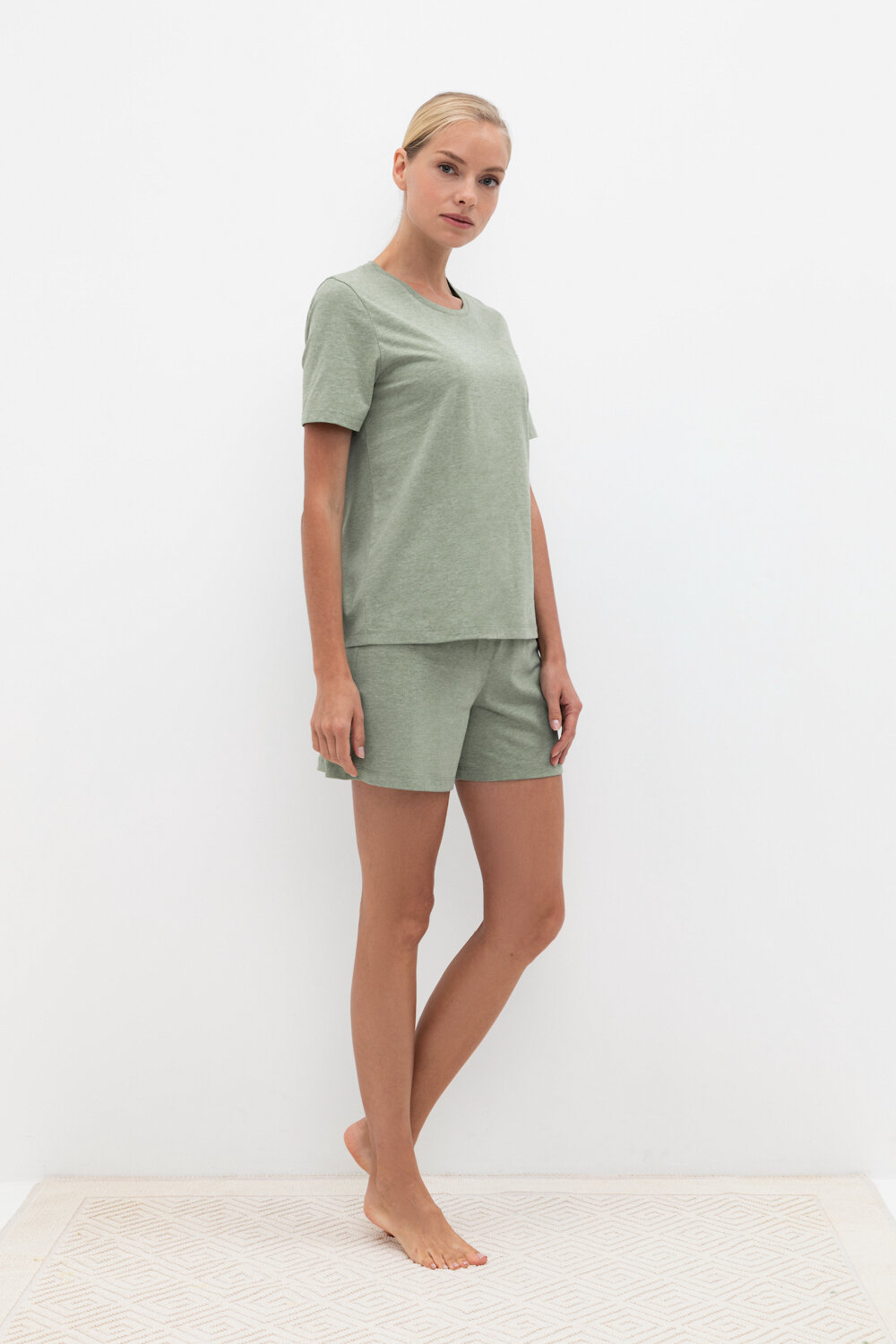 Ст.цена 839р. Trikozza Шорты Е 40038 439587