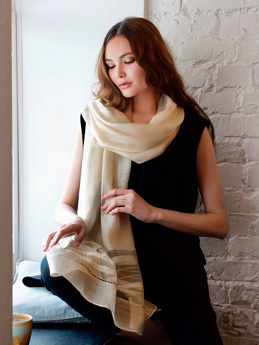 Ст.цена 873р. Уценка Палантин “Супернова айвори“ DEFLIN-02