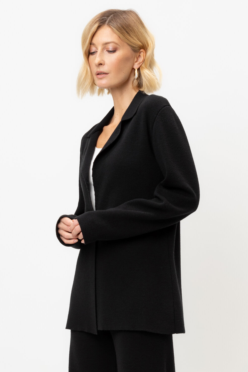 Ст.цена 4675р. VERY NEAT Кардиган ЕВ 30201/ш 492910