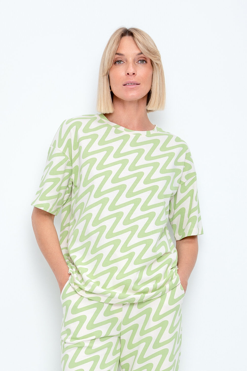 Ст.цена 1149р. VERY NEAT Фуфайка ЕВТ 3112 275934