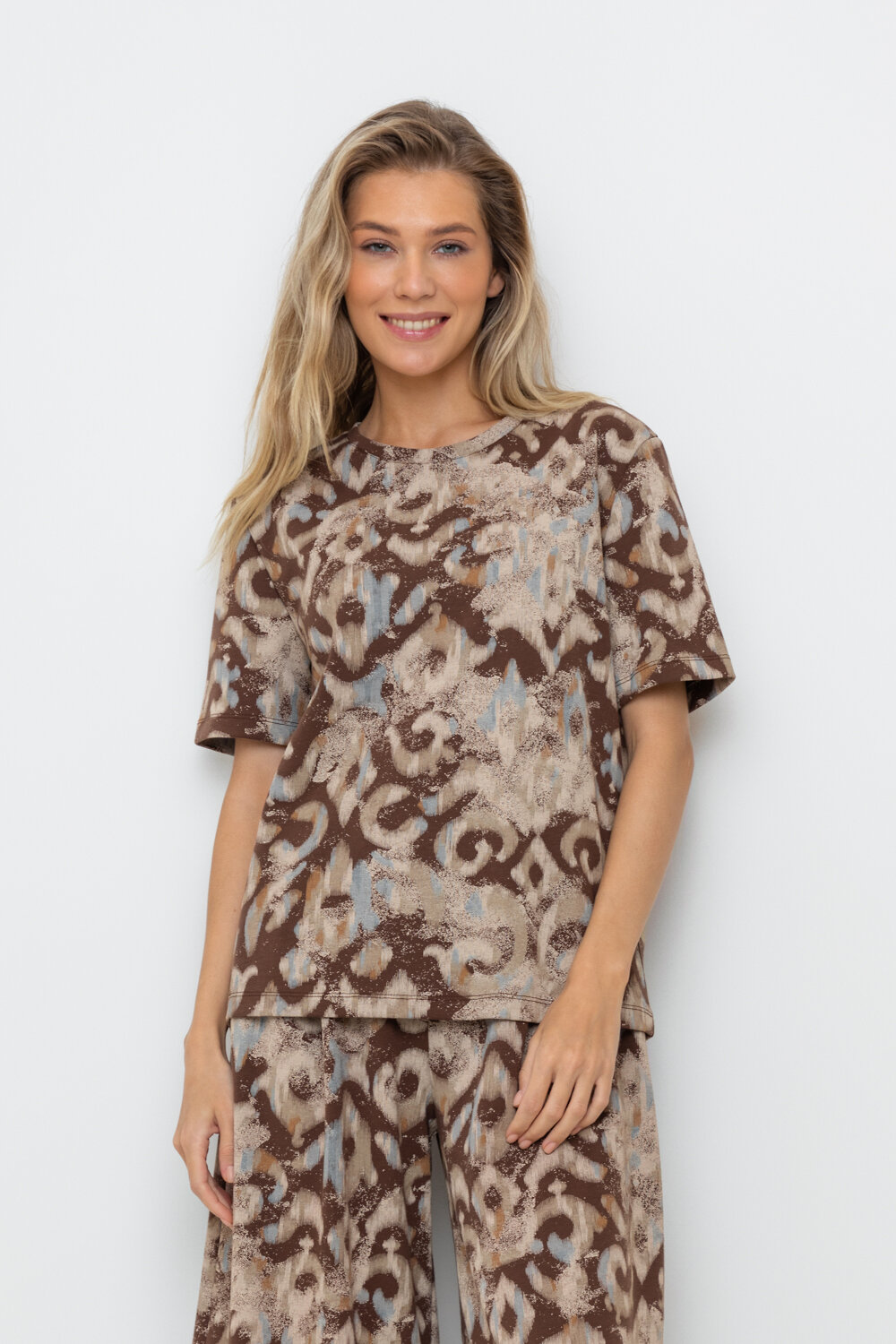 Ст.цена 1888р. VERY NEAT Фуфайка ЕВТ 3231 439606