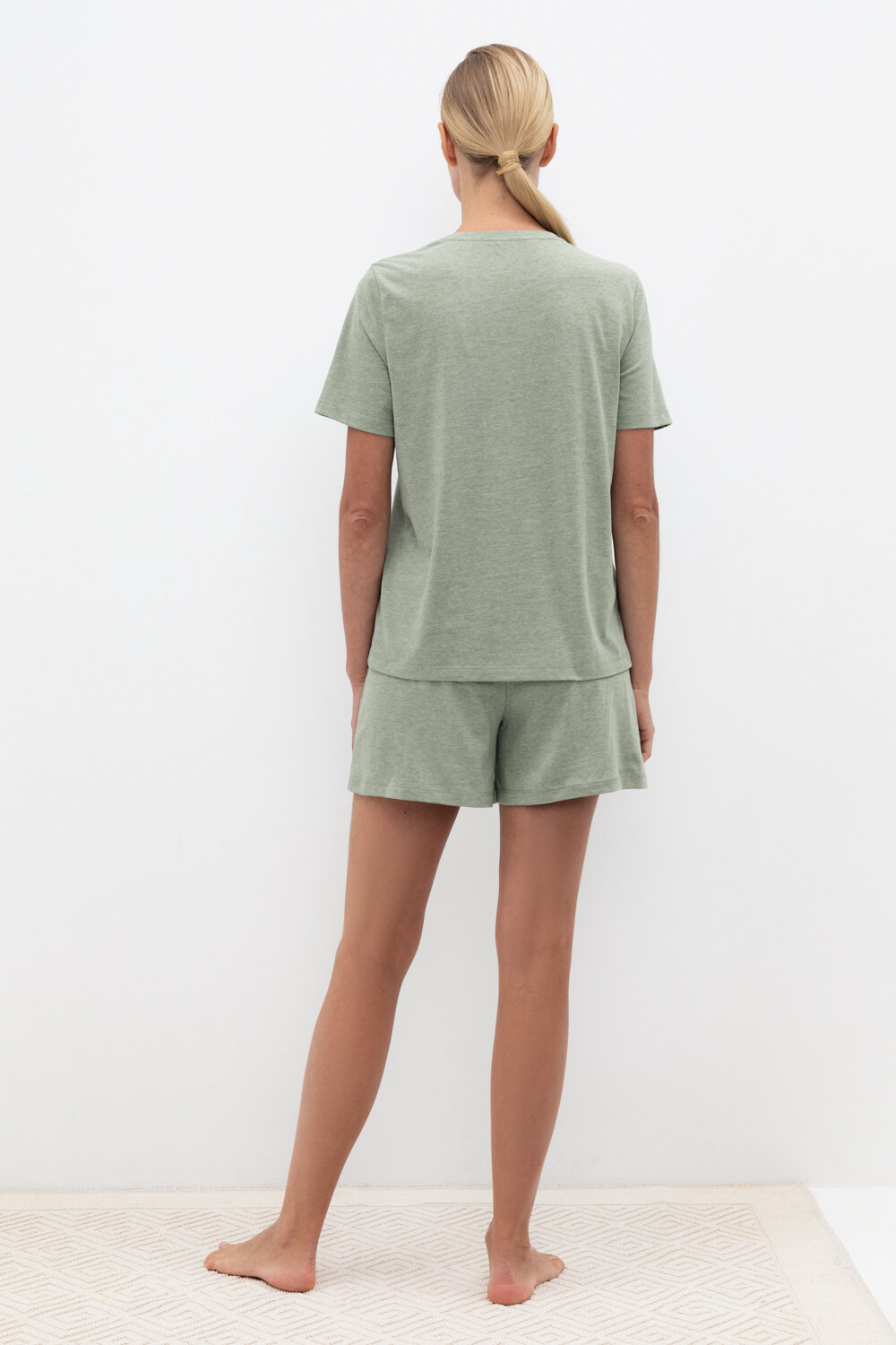 Ст.цена 839р. Trikozza Шорты Е 40038 439587