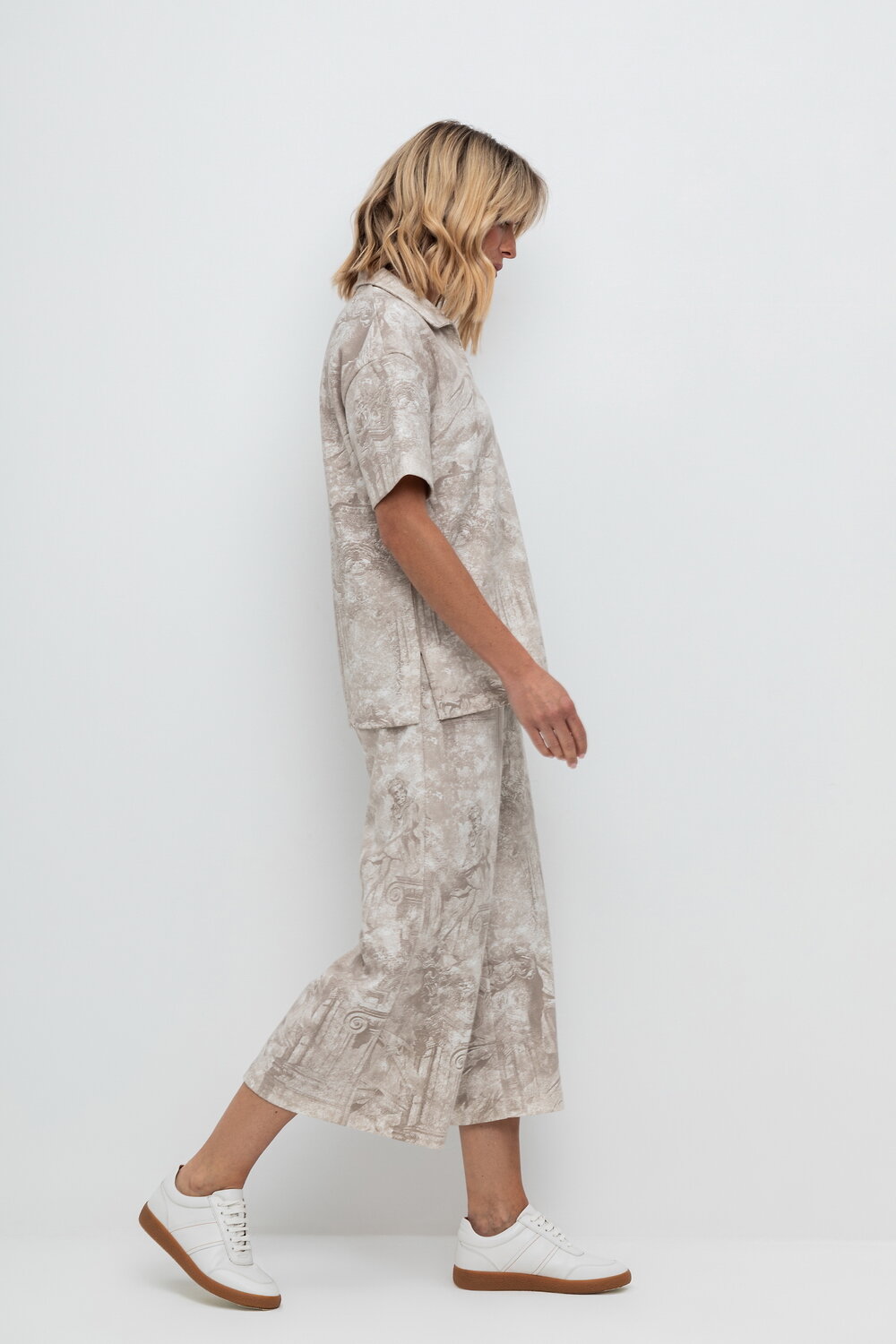 Ст.цена 2360р. VERY NEAT Фуфайка ЕВТ 3214 403768