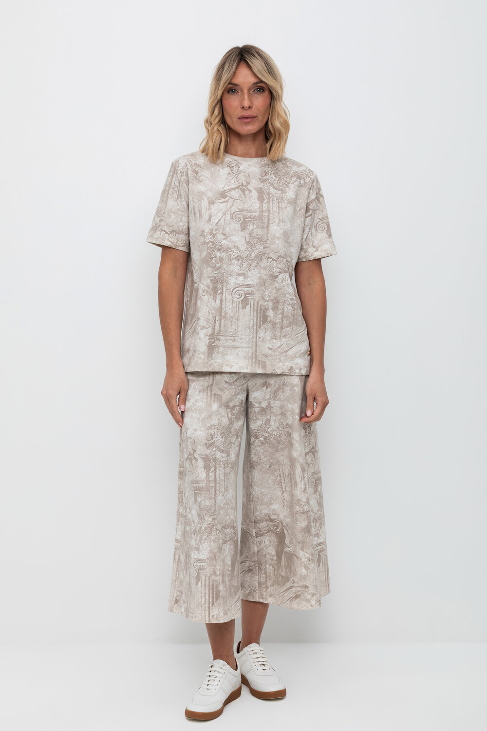 Ст.цена 1947р. VERY NEAT Фуфайка ЕВТ 3213 403767