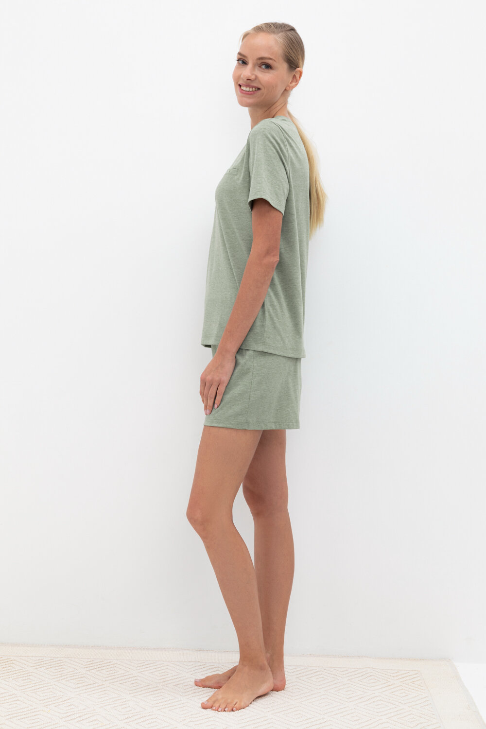 Ст.цена 839р. Trikozza Шорты Е 40038 439587