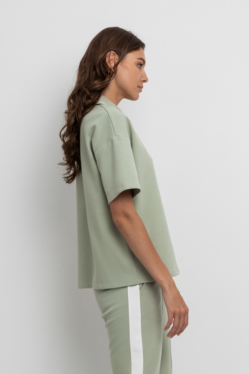 Ст.цена 2360р. VERY NEAT Фуфайка ЕВТ 3209 439578