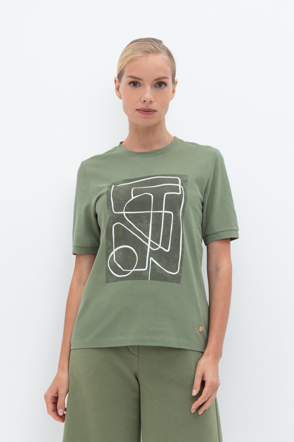 Ст.цена 1711р. VERY NEAT Фуфайка ЕВТ 3219 403740